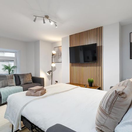 Luxury Lower-Level One Bed Apt Leeds  Ngoại thất bức ảnh
